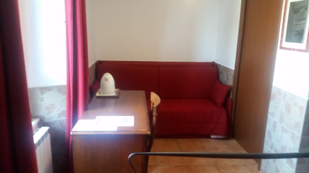 Couette-café Vecchia 2*